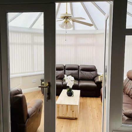 5-Bedroom Cottage In Healing, Grimsby Exterior foto